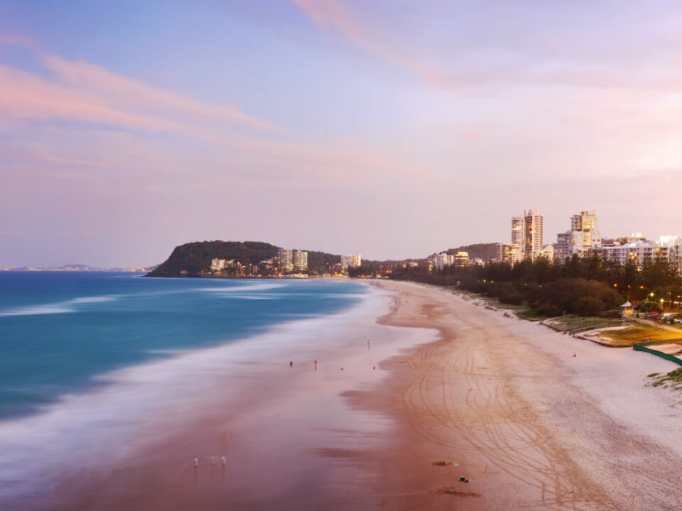 burleigh heads beach